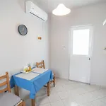 Xenia's 4 Daire