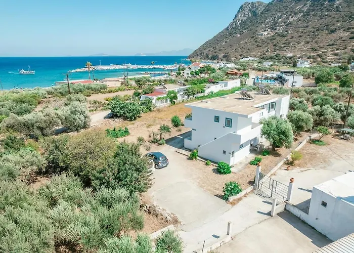 アパート Xenia's 4